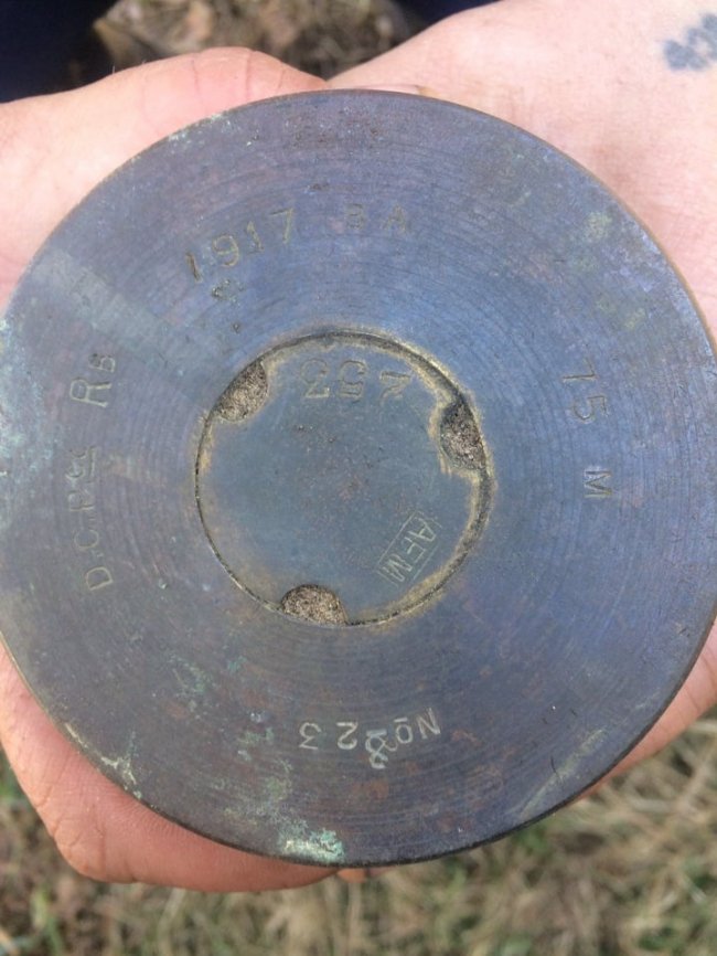 Волиняни знайшли артснаряди під час прогулянки біля лісу