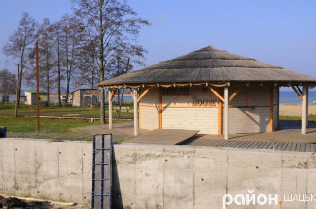 Як на Світязі «реанімують» набережну. ФОТО