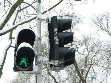 Після смерті дівчинки на дорозі у селі під Луцьком поставлять світлофор