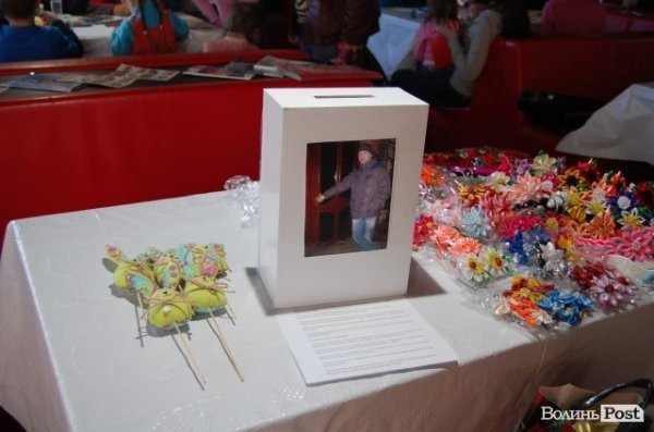 У Луцьку почали готувати подарунки до Великодня. ФОТО