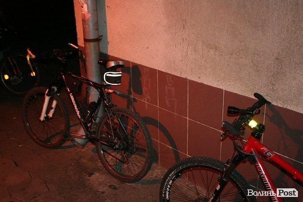 У Луцьку на велоквесті збирали кошти для військових. ФОТО