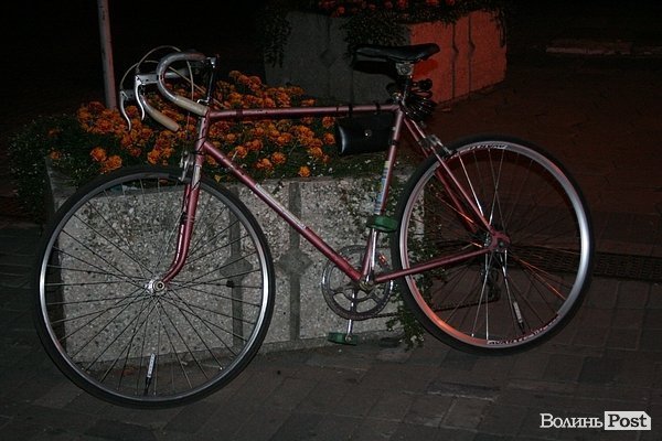 У Луцьку на велоквесті збирали кошти для військових. ФОТО