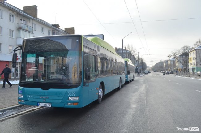 Чим особливі еко-автобуси, які курсуватимуть Луцьком з 1 грудня. ФОТО