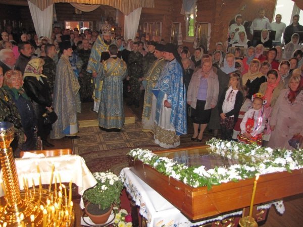 Освятили наріжний камінь під церкву в центрі Луцька. ФОТО. ВІДЕО