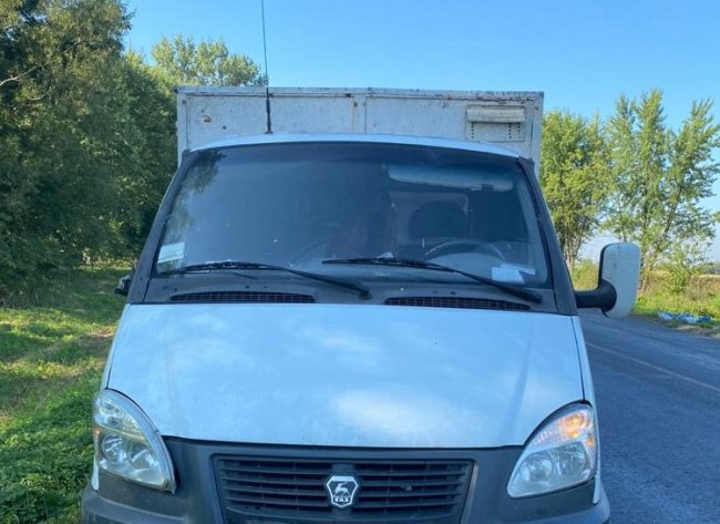 На Львівщині водій авто наїхав на дорожників: один чоловік загинув. ФОТО