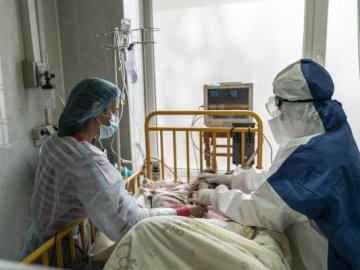 Новий рекорд: оприлюднили статистику щодо коронавірусу в Україні за добу