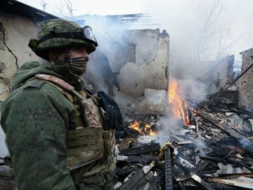 Окупанти наступають на низці напрямків: оновлена карта війни від розвідки Британії