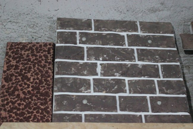 Волинський атовець виготовляє термопанелі для фасадів. ФОТО