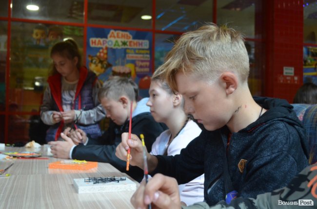 Живе спілкування і сміх – як терапія позитивом: для дітей працівників «Кромберга» влаштували свято. ФОТО 