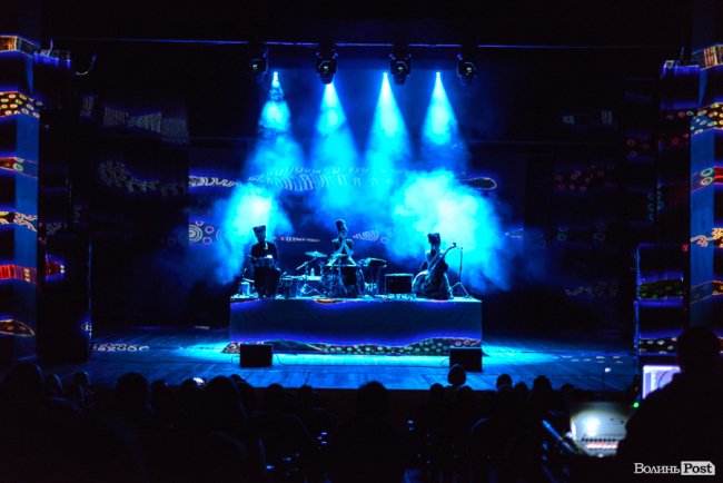 Гурт «ДахаБраха» влаштував видовищне шоу у Луцьку. ФОТОРЕПОРТАЖ 