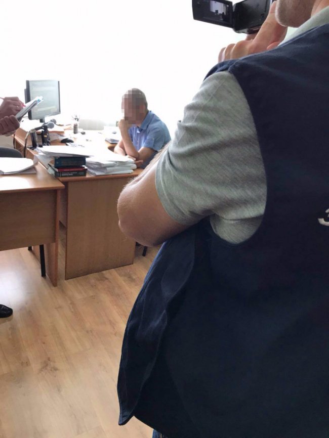 На хабарі затримали волинського суддю