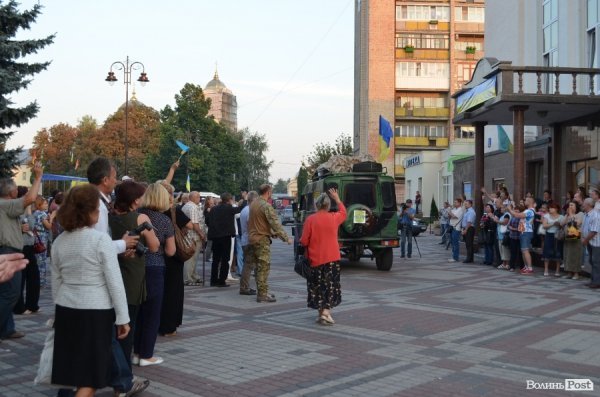 Лучани проводжали батальйон «Айдар» на Схід. ФОТО
