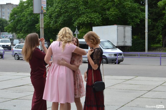 «Ви наша надія»: у луцькому педколеджі – випускний. ФОТО