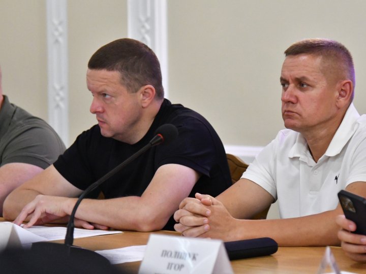 «На Волині літають шахеди, а у нас є школи, де немає навіть договорів на використання суміжних укриттів», - Рудницький