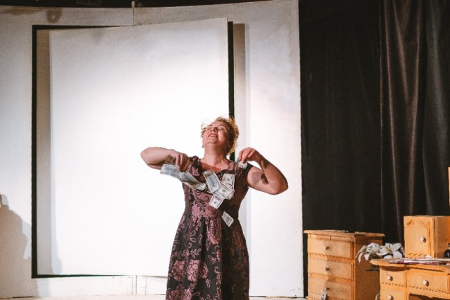 Театральний анонс: огляд вистав у Луцьку 22 – 26 квітня