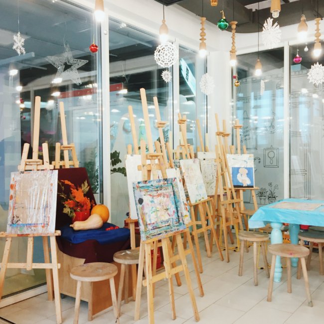 Розповіли про особливості художньої студії у «Промені»*