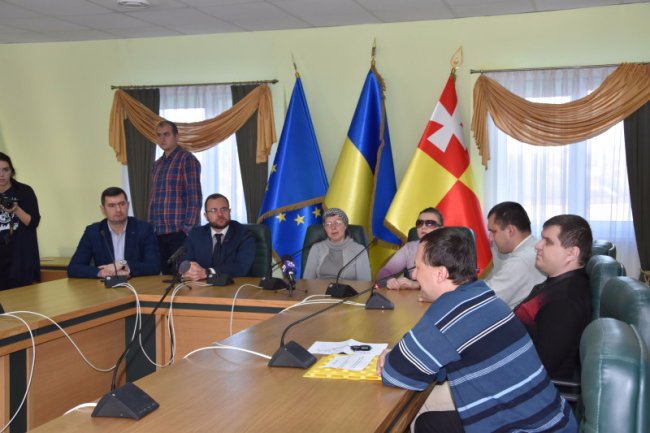 Ноу-хау для незрячих: у Луцьку з'явиться тактильна плитка