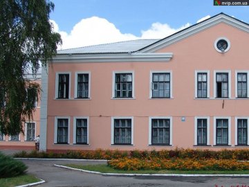 Медична реформа і компроміси: мешканцям волинської громади відмовляють у лікуванні через брак коштів