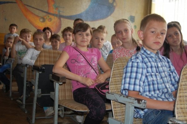 Луцьким дітям показали, як в Японії билися на мечах. ФОТО