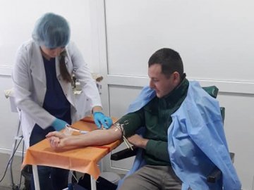 Луцькі патрульні поділилися кров'ю. ФОТО