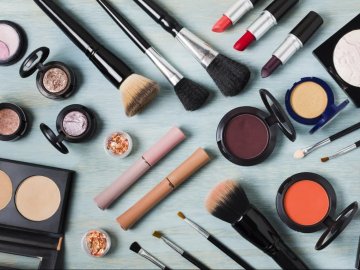 Косметика в інтернет-магазині - швидко та недорого*