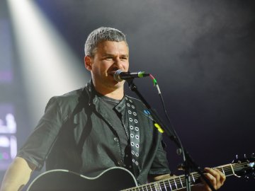 У Луцьку з новим альбомом виступив Арсен Мірзоян. ФОТО