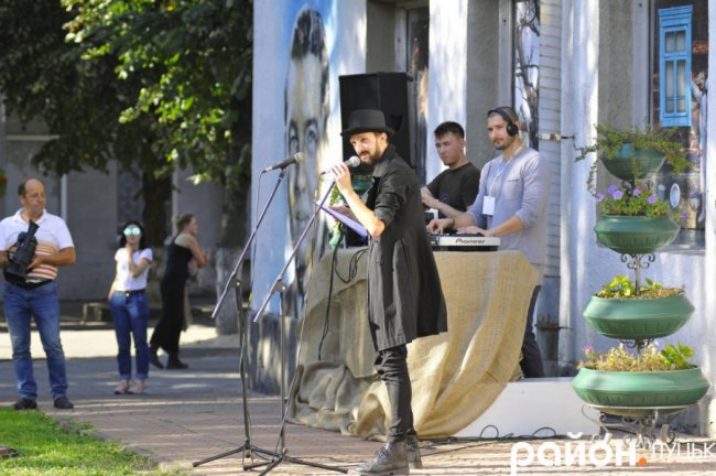 У Луцьку розпочався незвичний фестиваль. ФОТО