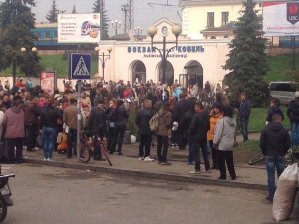Де у Луцьку сьогодні можна зустріти «Ревізора». ФОТО. ВІДЕО