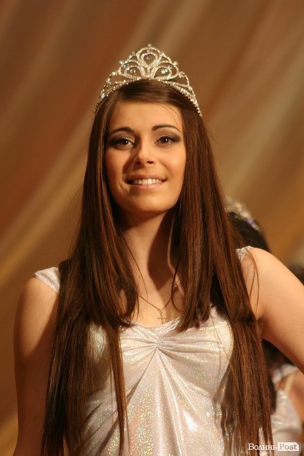 У Луцьку вибрали «Міс СНУ-2013». ФОТО