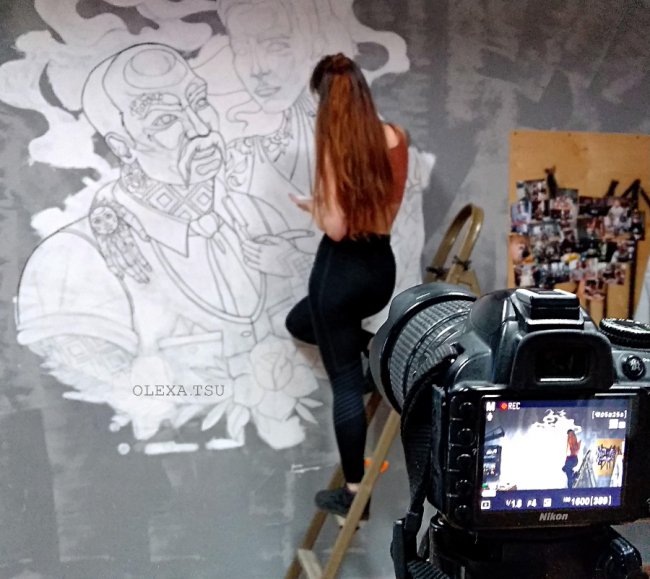 «Не на часі мемасики з Арестовичем постити»: художниця – про героїв «Азова», ікони та благодійний аукціон