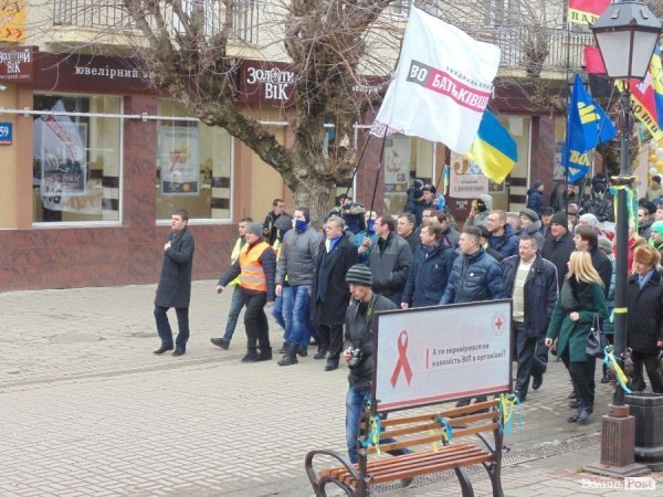 Майдан у Луцьку: Віче і хода на ДПЗ. ФОТО