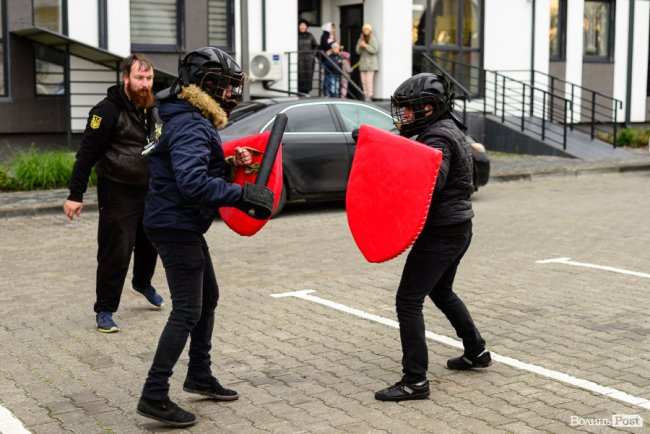 Яскраво, весело і смачно: на «Юпітері» відсвяткували День доброго сусіда. ФОТОРЕПОРТАЖ*