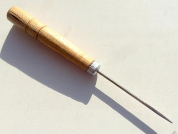 Волинянина, який шилом поранив чоловіка, взяли під варту