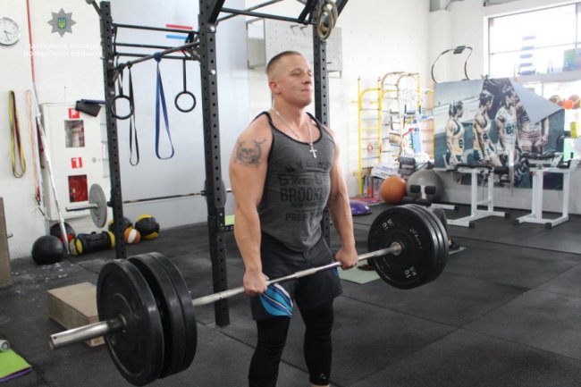 Волинські патрульні візьмуть участь у чемпіонаті зі стронгмену. ФОТО