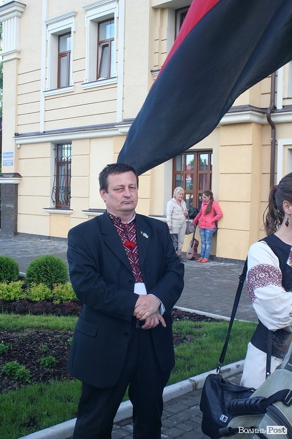 У Луцьку попрощалися з потягом Ковель - Чернівці. ФОТО