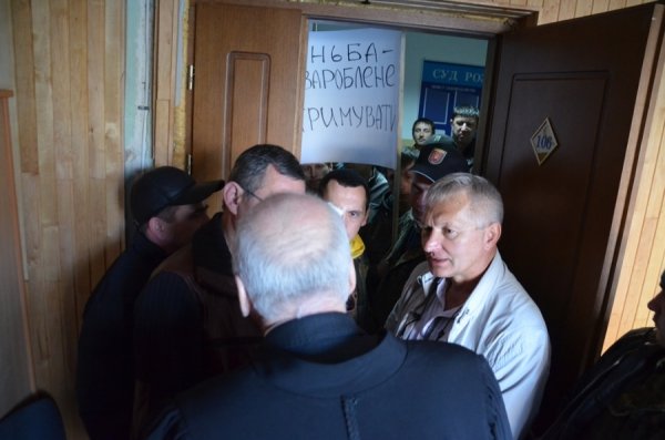 На Волині «Самооборона» відвідала суддю-хабарника