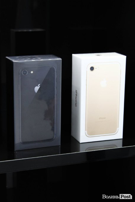 Надійно, сучасно, якісно: у Луцьку відкрили магазин продукції Apple*. ФОТО