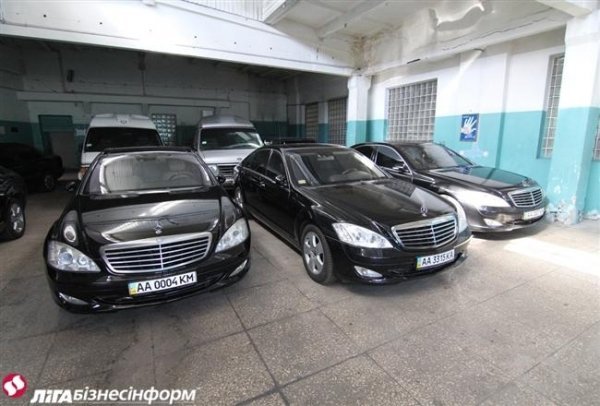 Кабмін показав автопарк, який піде з молотка. ФОТО. ВІДЕО