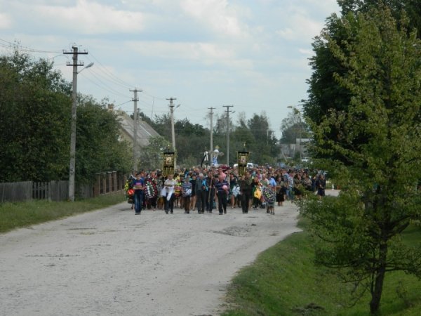 На Волині поховали загиблого на Сході солдата. ФОТО