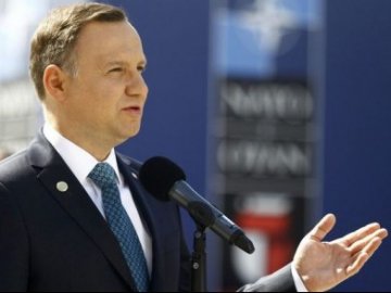Голову Українського інституту нацпам'яті обурив виступ польського президента на Волині