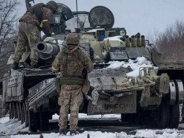 Окупанти спробують «заморозити» війну в Україні, – розслідувач Bellingcat