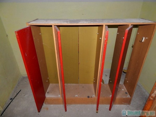 Закинутий аеропорт за Луцьком зсередини. ФОТО