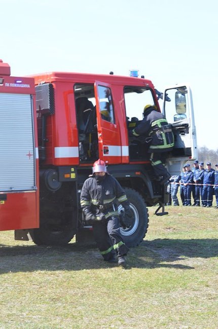 Як працювали разом волинські лісівники і рятувальники на протипожежних навчаннях. ФОТО, ВІДЕО
