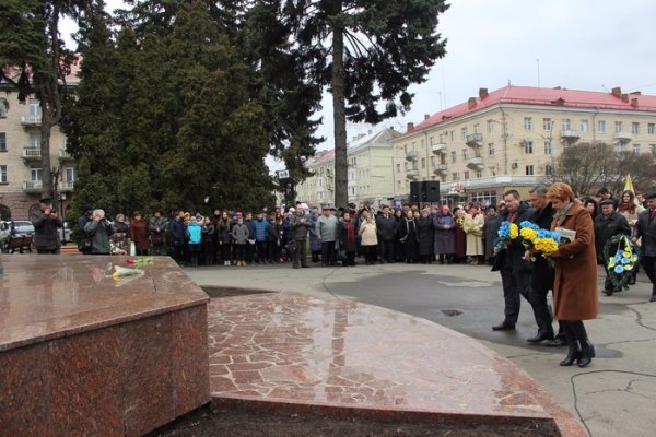 Лучани вшанували видатного українського поета. ФОТО