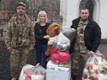 Волинські волонтери зібрали допомогу для дітей-сиріт на Схід