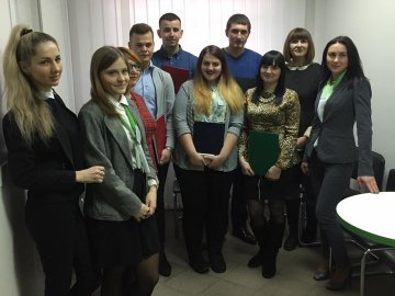 Луцькі студенти в ПриватБанку захистили дипломи*