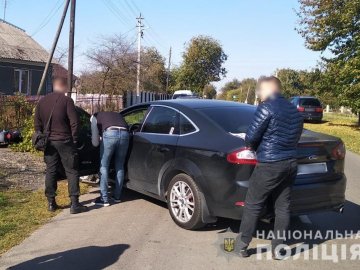 На Волині мотоцикліст зіткнувся з автівкою: його госпіталізували