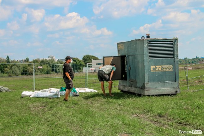 У Луцьку кипить підготовка до «Бандерштату». ФОТОРЕПОРТАЖ
