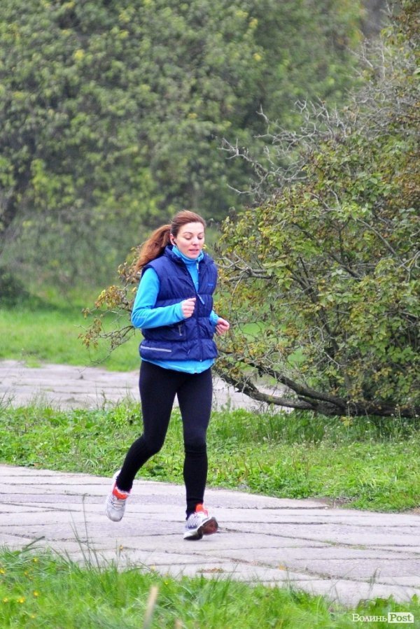 Луцьк. Ранок. Парк. Лучани. ФОТО
