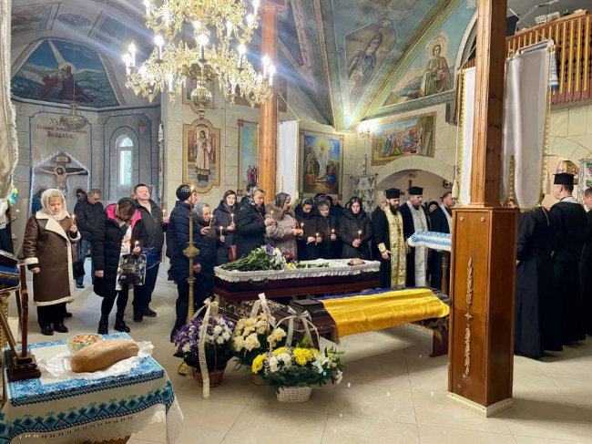 У Нововолинську провели в останню путь Героя Дмитра Світящука